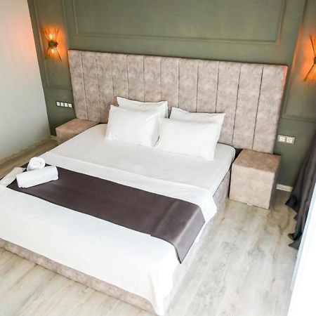 Mezitli Grandmer Suit Otel מראה חיצוני תמונה